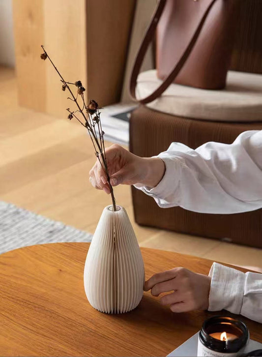 Accordion Paper Vase - Tear-drop shape