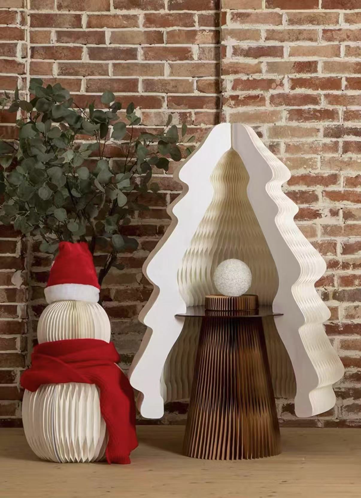 Tree Heart – Glowing Paper Christmas Tree with Inner Light