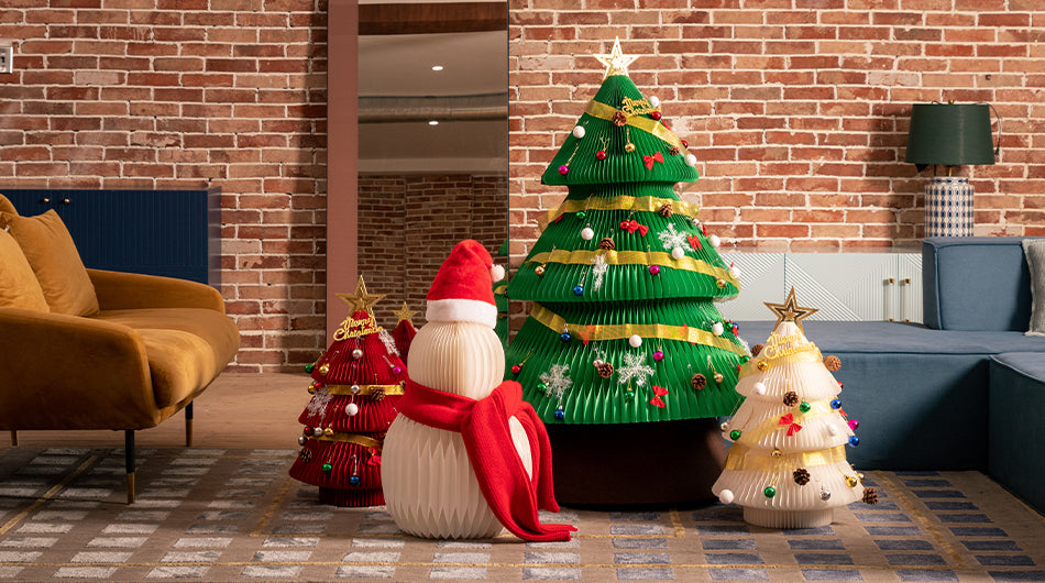 Large Foldable Paper Snowman – Reusable Holiday Decoration