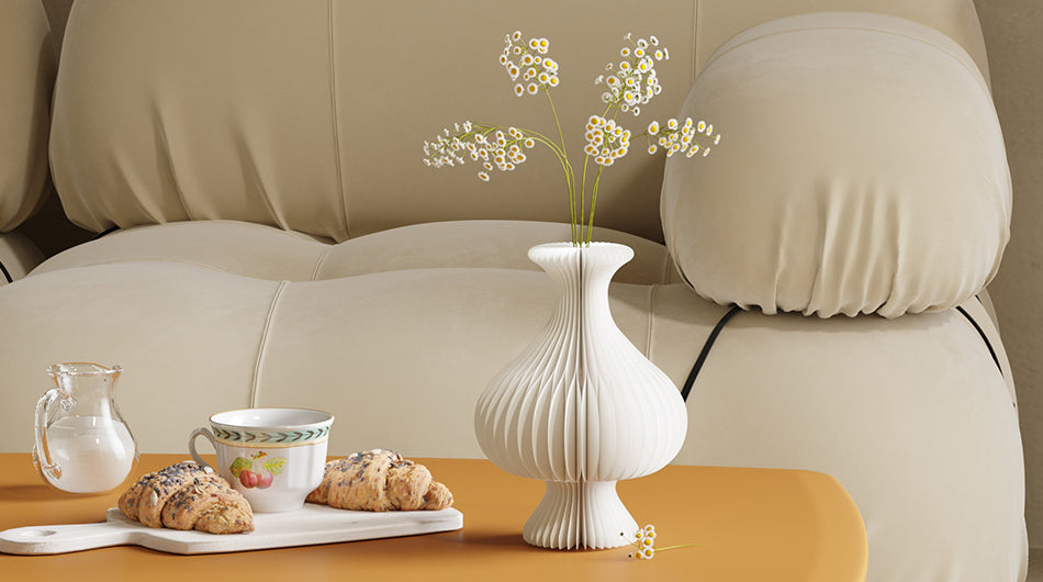 Dynasty Curve Foldable Paper Vase – Elegant Chinese Silhouette in Green, Red, and White