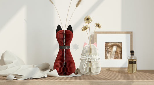 Cat & Kitten Foldable Paper Vases – Concertina Display with Plastic Flower Inser